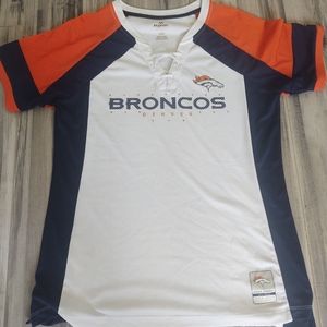 Majestic women's Denver Broncos shirt